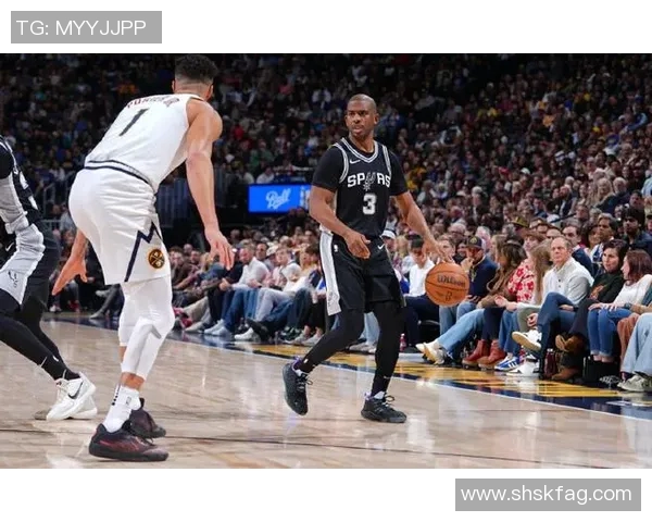 克里斯保罗对决掘金球队的精彩瞬间与战术分析