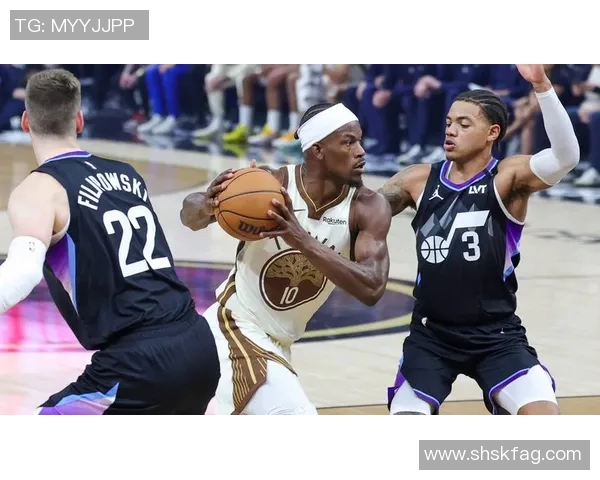 德雷蒙德格林的篮球智慧与领导力在勇士队中的重要性分析